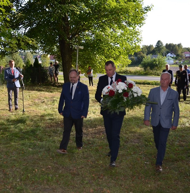 Uroczystość religijno-patriotyczna w Zielonem